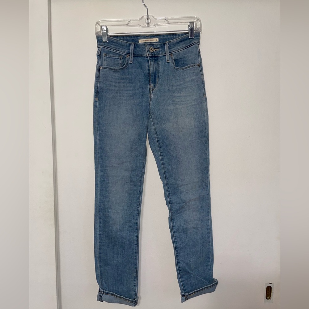 Levi jeans